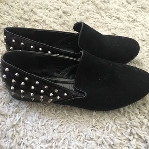 Spiked Flats